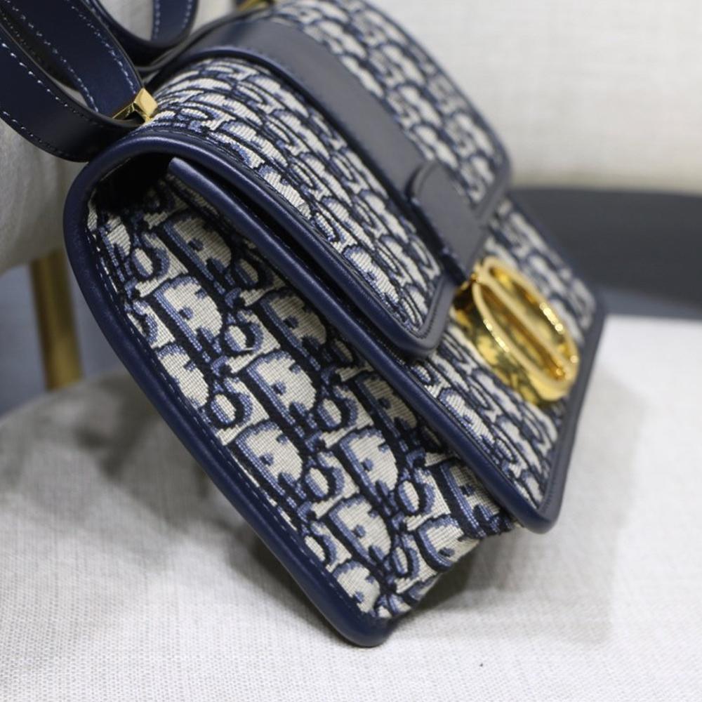 Dior 30 Montaigne Bag