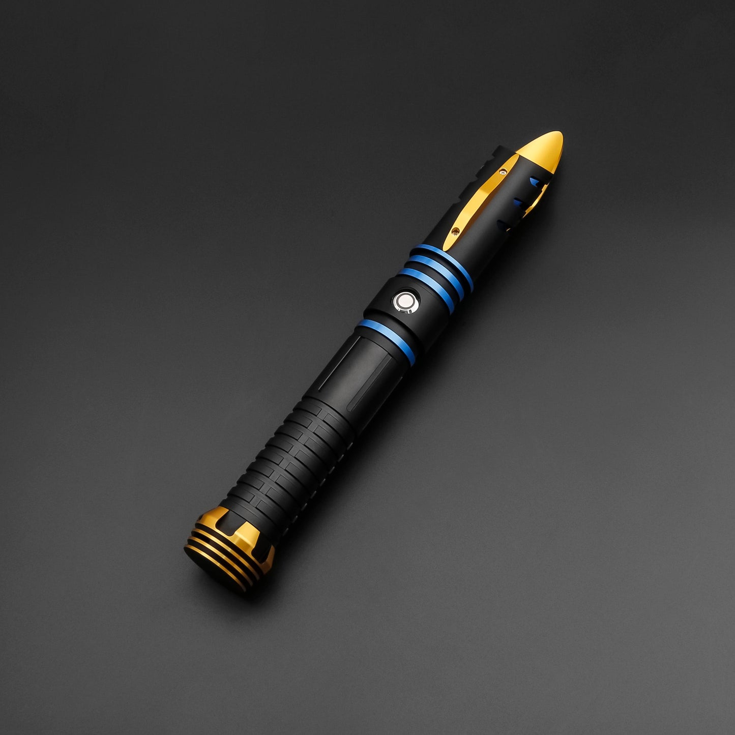 ET1 Swing Dueling Lightsaber