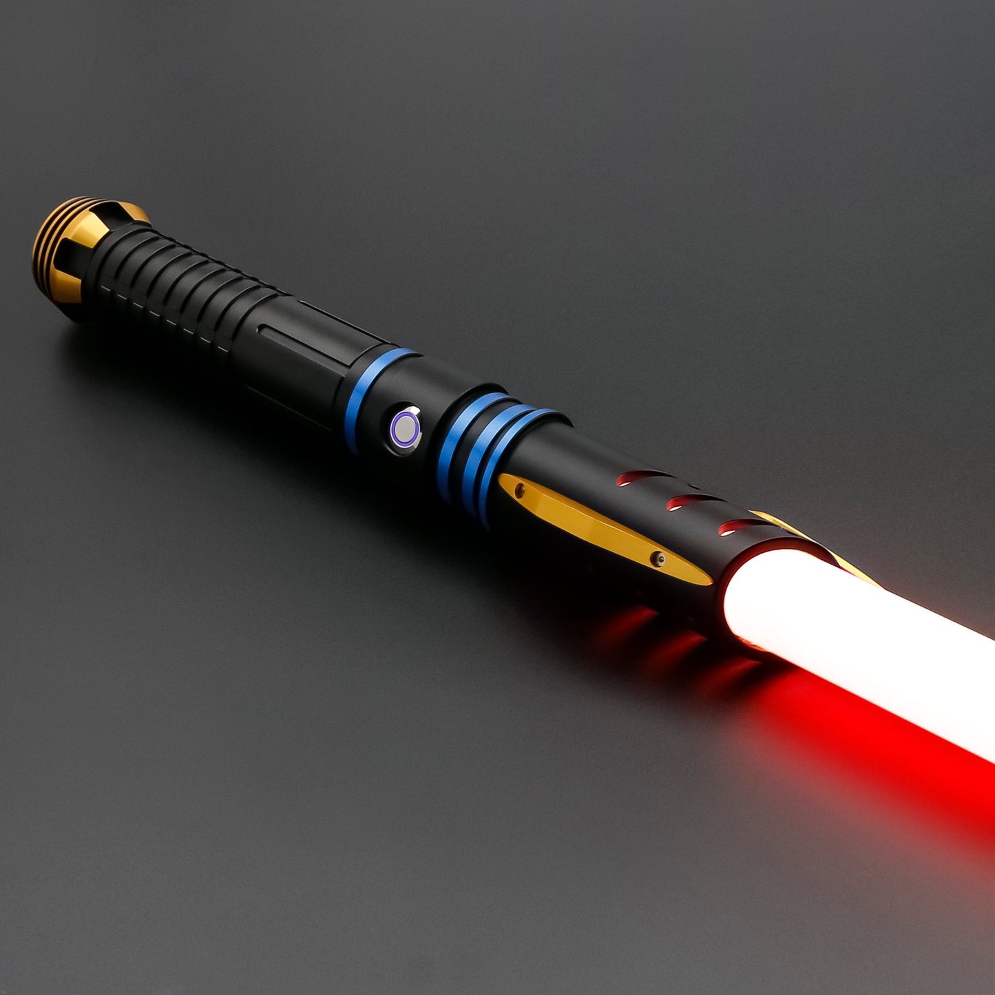 ET1 Swing Dueling Lightsaber