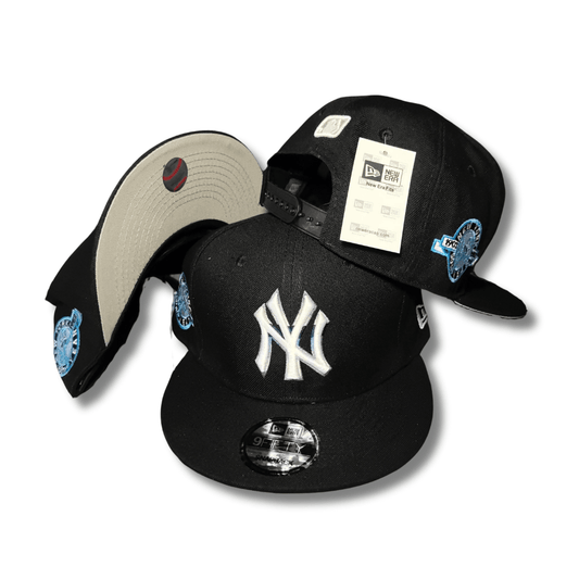 New York Yankees 9FIFTY with Blue Side Patches Black and Gray – Snapback Cap