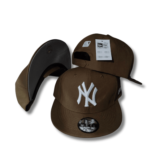 New York Yankees New Era 9FIFTY Brown and White – Snapback Cap