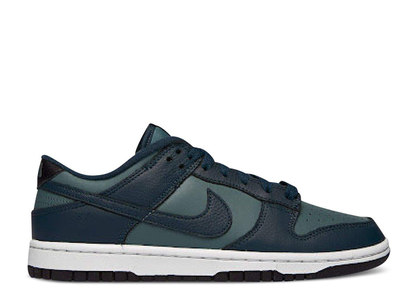 Nike Dunk Low Premium ‘Armory Navy’ Unfading Sneaker